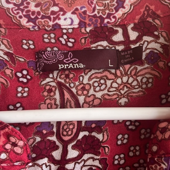 Long Sleeved Prana Shirt (L) - Picture 2 of 3
